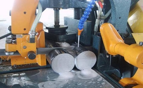 灵川卧式带锯床的送料方式有哪几种？