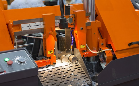 灵川龙门带锯床具备哪些优点？